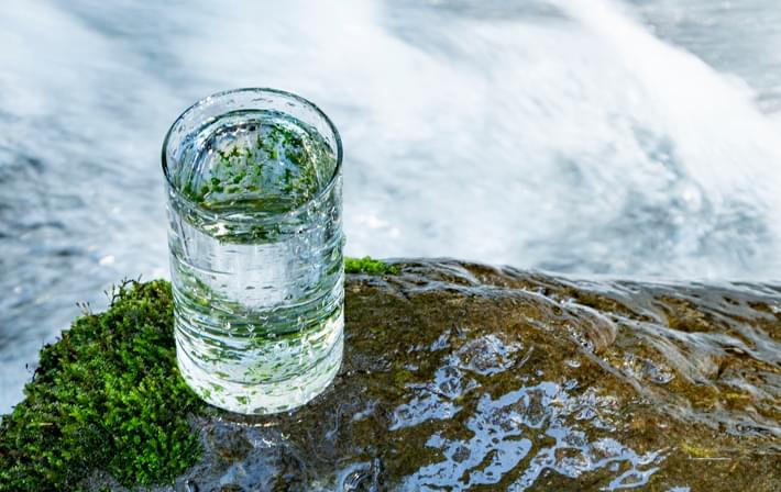 ミツウロコの天然水